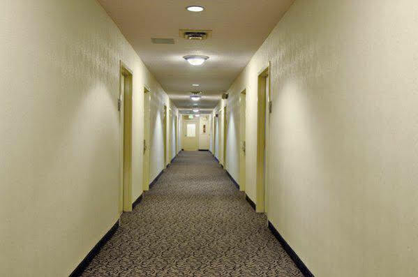 Red Roof Inn San Antonio Airport Eksteriør billede